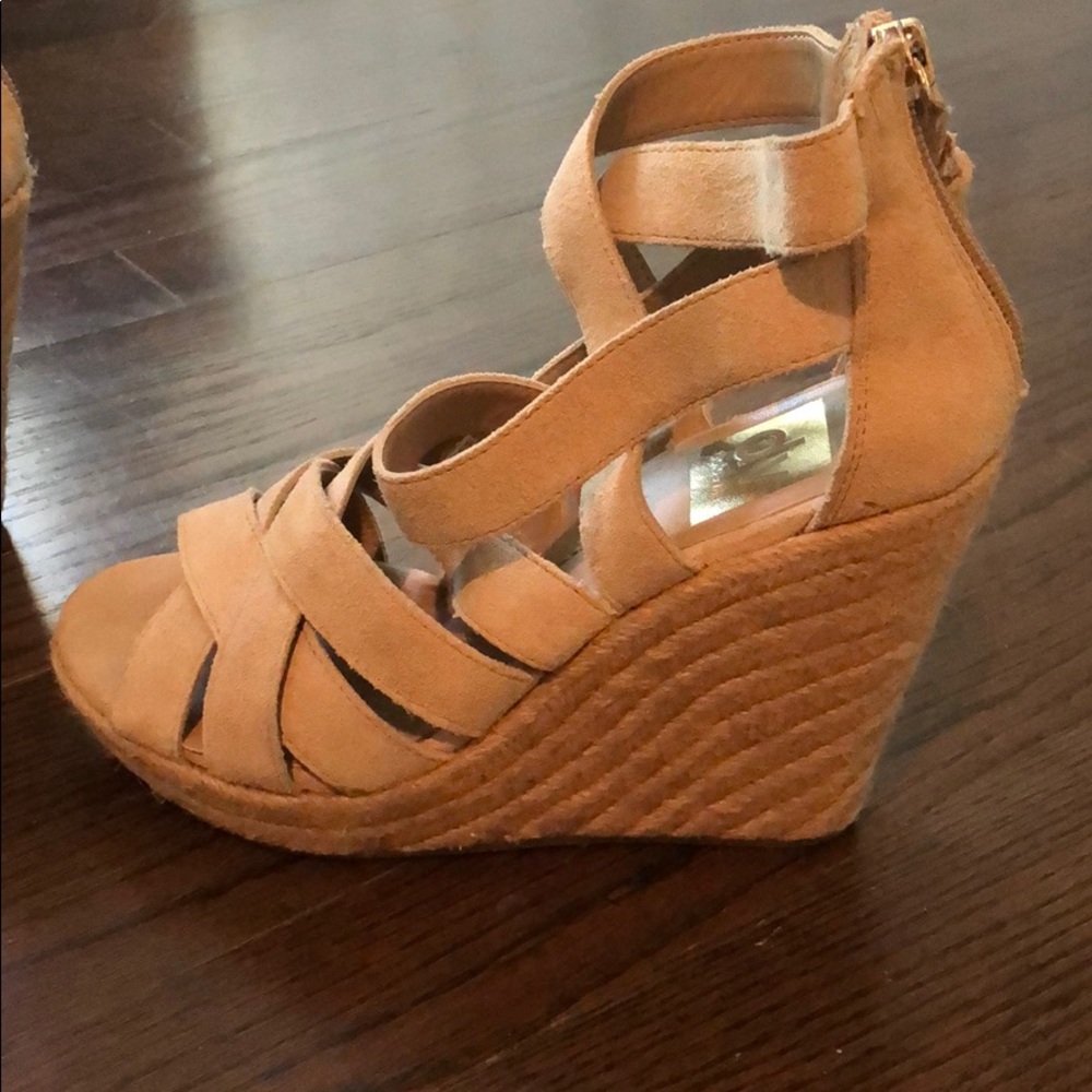 DOLCE VITA Beige Sandal Espadrille Wedges - Picture 3 of 4